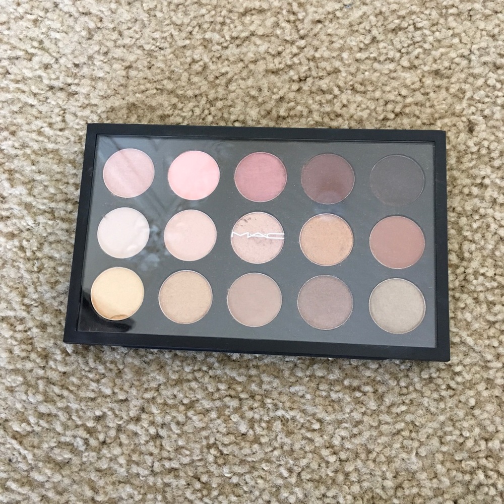 MAC pallet
